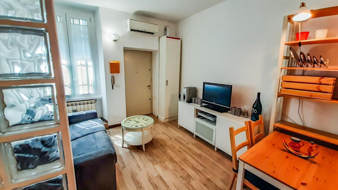 Altido Lovely 1-Br Flat With Easy Access To Centre Милан Экстерьер фото